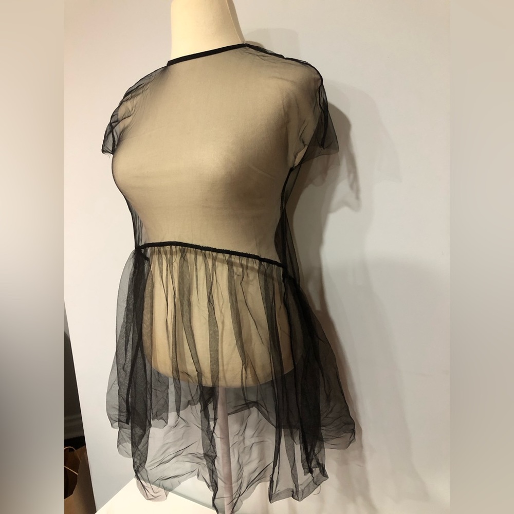 Black mesh top that goes great over a tank or under any sweaters, fabulous